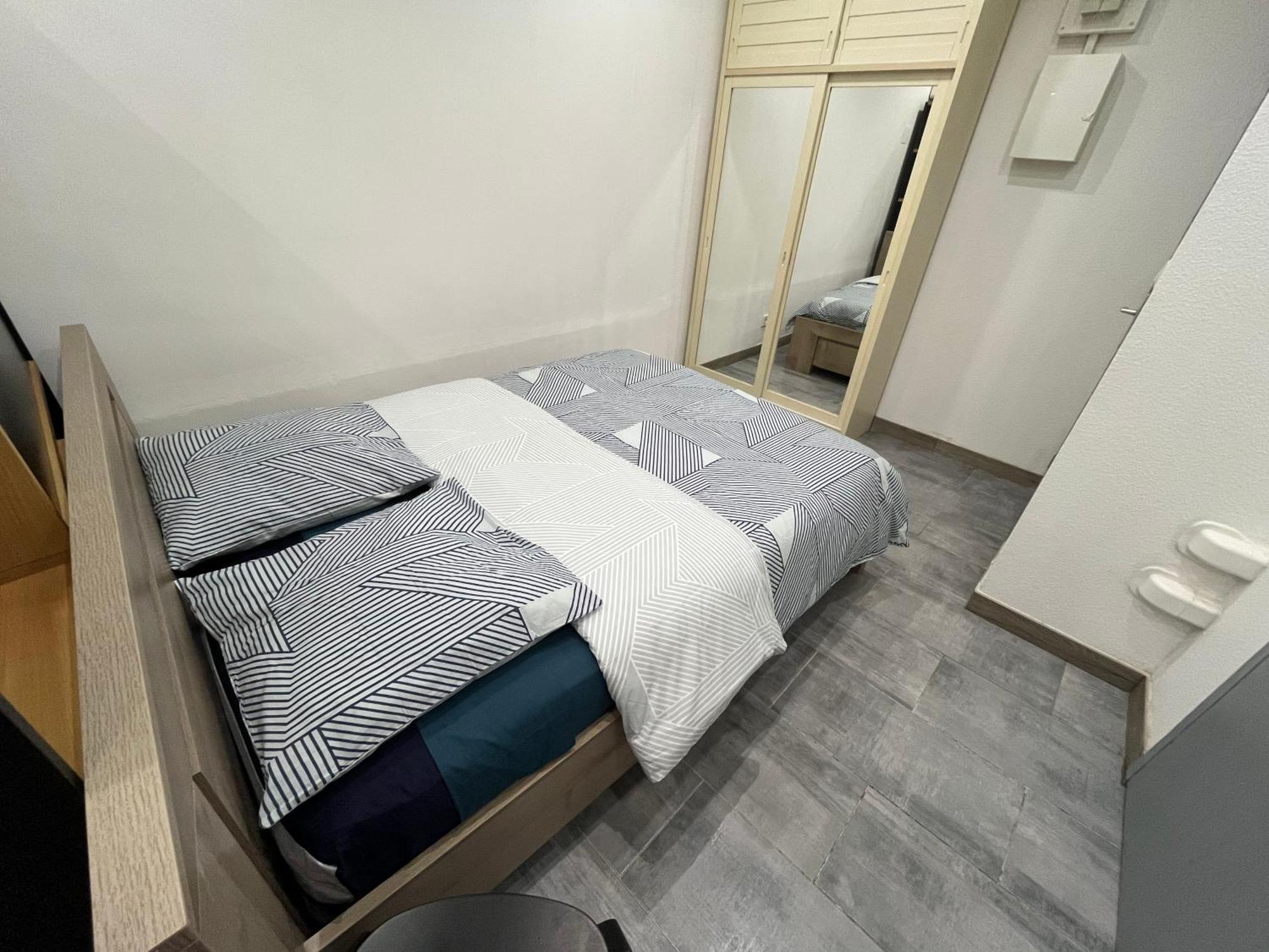 Grand Studio Lunel  Extérieur photo